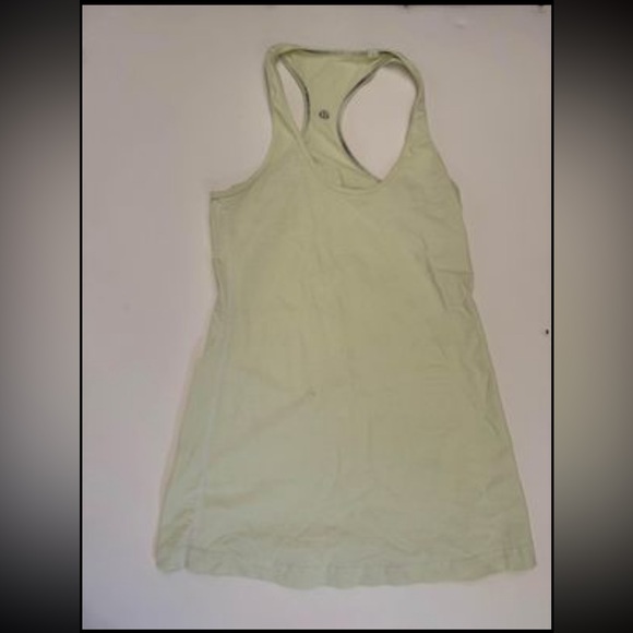 Size 4. Sister doesn’t want it anymore - Picture 1 of 4